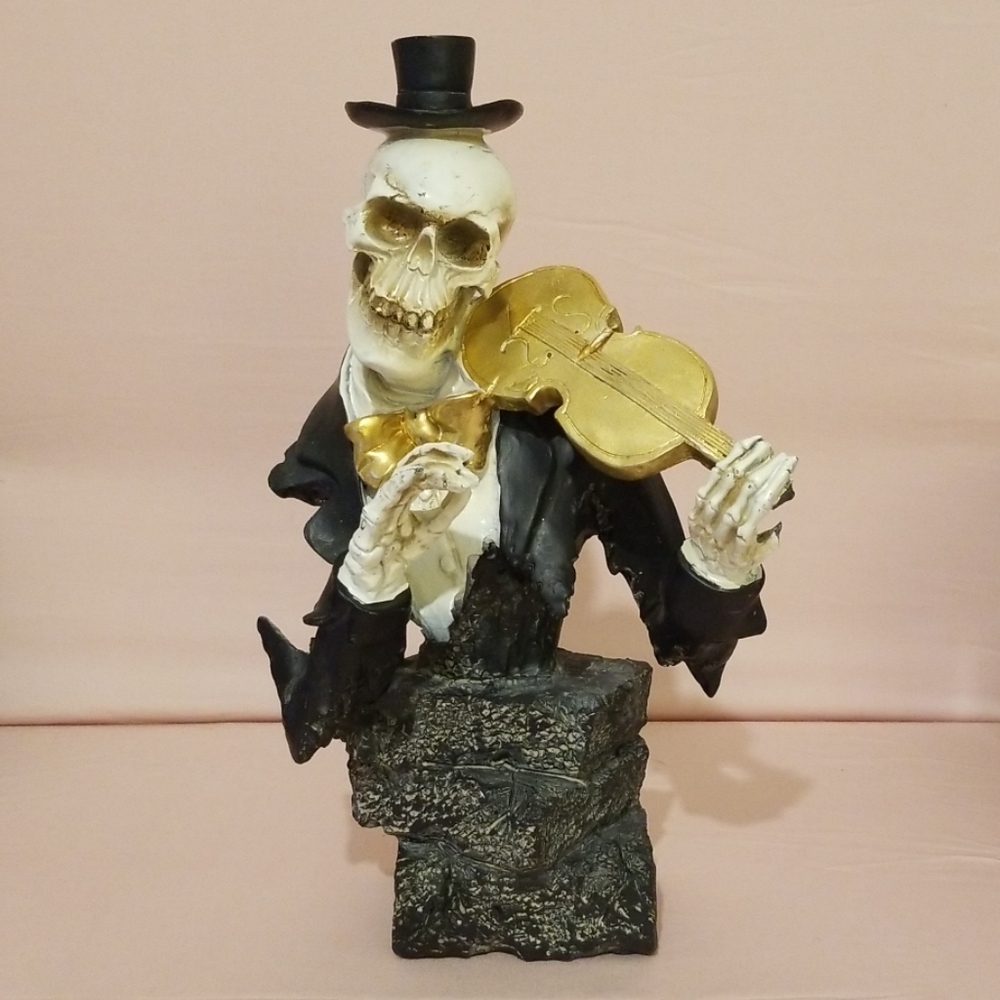 Skull Home Decor Bundle Item